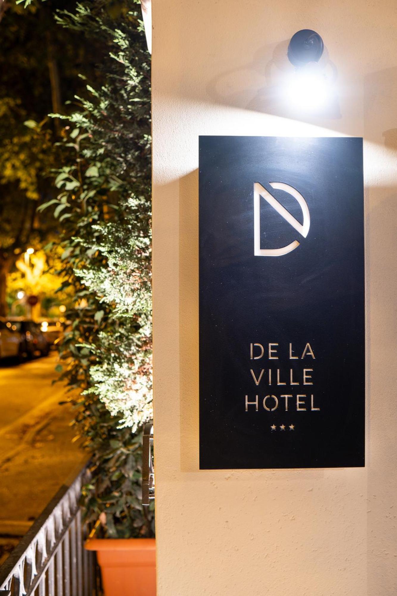 De La Ville Hotel 卡托利卡 外观 照片